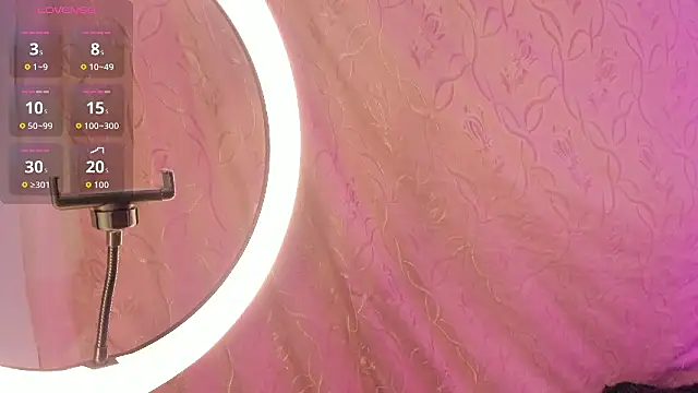 Snapshot of Kylie2211 chatting on January 17, 2026, 1:31 am Kylie2211 online show from January 17, 2026, 1:31 am