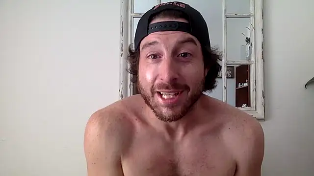 Snapshot of sirchubster chatting on February 14, 2025, 10:14 pm sirchubster online show from February 14, 2025, 10:14 pm