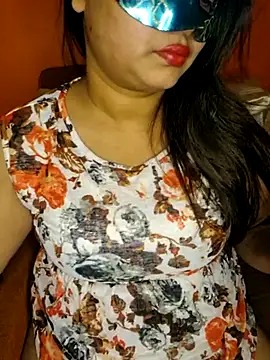 Horny cougar online show from March 4, 2025, 2:10 pm