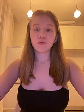 Eva Weyne online show from April 16, 2026, 8:42 pm