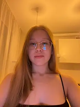 Eva Weyne online show from October 7, 2025, 8:10 pm