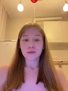 Eva Weyne online show from April 9, 2026, 8:48 pm