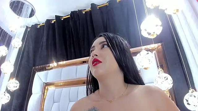 Snapshot of SarayRoyse chatting on September 26, 2025, 7:32 pm SarayRoyse online show from September 26, 2025, 7:32 pm