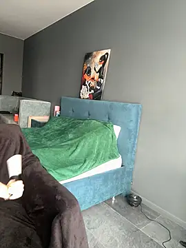 Sweet  Milly online show from March 3, 2025, 12:17 pm