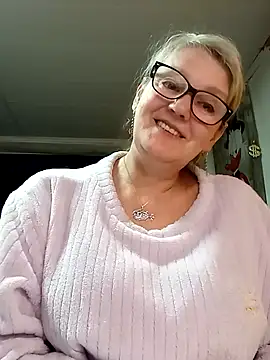 Snapshot of irinamaux chatting on April 21, 2026, 2:51 am irinamaux online show from April 21, 2026, 2:51 am