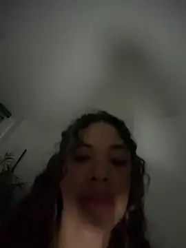 Snapshot of Brunettexio chatting on February 17, 2026, 10:29 pm Brunettexio online show from February 17, 2026, 10:29 pm