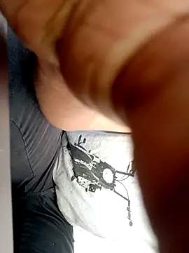 Snapshot of mr_slim_body chatting on February 15, 2026, 5:41 am mr slim body online show from February 15, 2026, 5:41 am