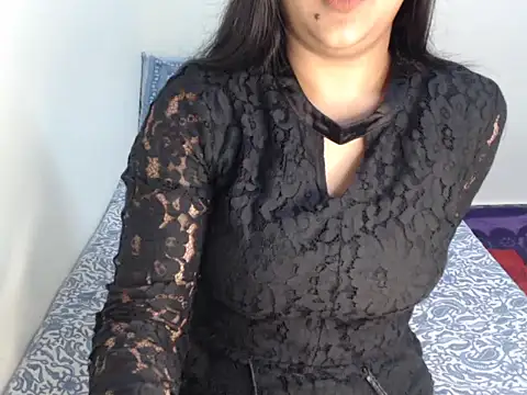 Freya nia online show from December 22, 2025, 7:52 am