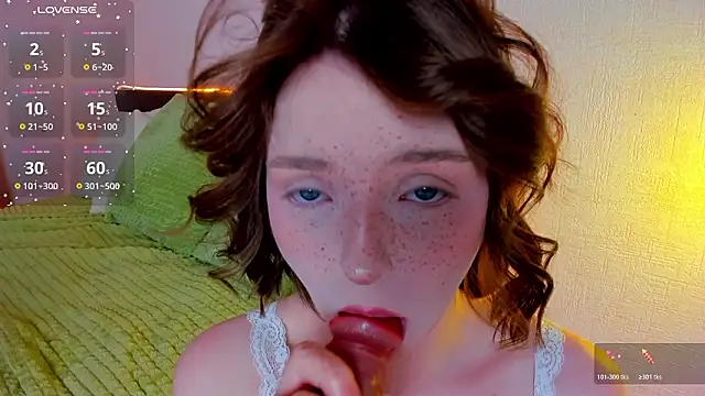 lexxxxxxi online show from February 2, 2026, 6:40 pm