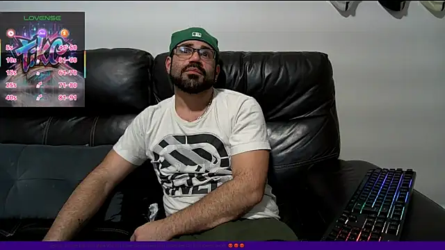 Zander823 online show from June 3, 2026, 6:34 pm