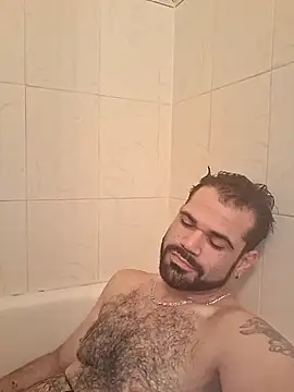 Zander823 online show from April 21, 2026, 1:42 am