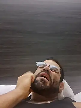 Snapshot of Zander823 chatting on March 4, 2026, 4:31 am Zander823 online show from March 4, 2026, 4:31 am