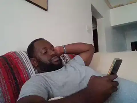 Bighood T online show from February 11, 2025, 7:48 pm