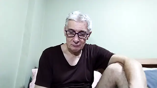 BIGUNCUTHARDCOCK online show from October 27, 2025, 1:56 pm