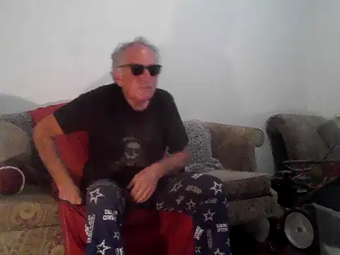 Snapshot of XXCUTHULU23 chatting on October 4, 2025, 6:37 am XXCUTHULU23 online show from October 4, 2025, 6:37 am