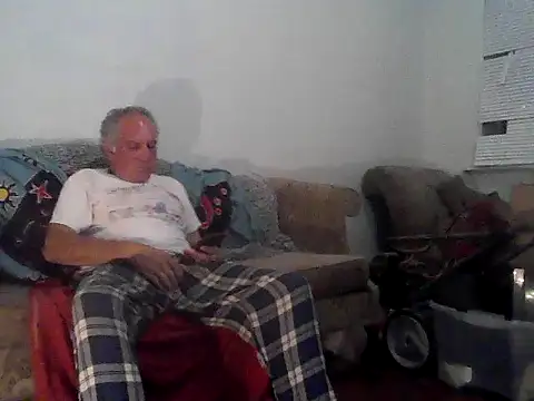 Snapshot of XXCUTHULU23 chatting on October 10, 2025, 6:36 am XXCUTHULU23 online show from October 10, 2025, 6:36 am