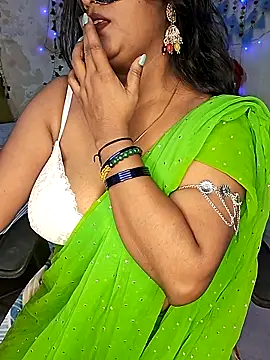 Snapshot of Love_Winss chatting on September 10, 2025, 8:57 am Love Winss online show from September 10, 2025, 8:57 am