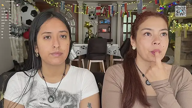 Snapshot of 2SummerLove1 chatting on July 11, 2026, 3:12 pm 2SummerLove1 online show from July 11, 2026, 3:12 pm