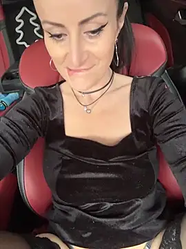 Snapshot of _AHHA_ chatting on December 17, 2025, 9:03 am AHHA online show from December 17, 2025, 9:03 am