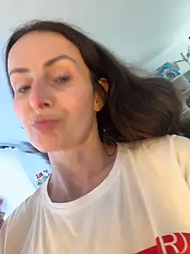 Snapshot of _AHHA_ chatting on February 2, 2026, 7:40 am AHHA online show from February 2, 2026, 7:40 am