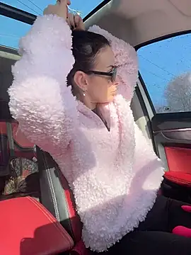 Snapshot of _AHHA_ chatting on March 13, 2026, 8:41 am AHHA online show from March 13, 2026, 8:41 am