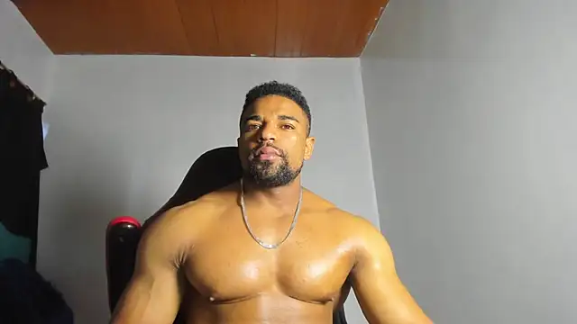 Snapshot of estebanlobo- chatting on September 9, 2025, 11:03 pm estebanlobo- online show from September 9, 2025, 11:03 pm