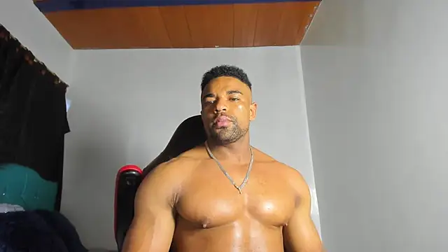 Snapshot of estebanlobo- chatting on September 21, 2025, 11:32 pm estebanlobo- online show from September 21, 2025, 11:32 pm