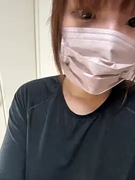 hi---chan- online show from January 9, 2026, 11:11 pm