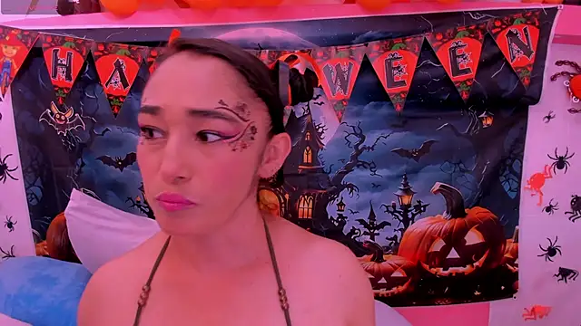 Snapshot of charlotte-11 chatting on October 27, 2025, 3:13 pm charlotte-11 online show from October 27, 2025, 3:13 pm