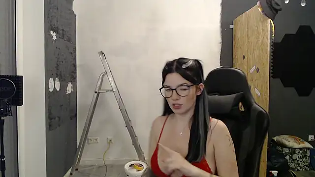 RoxiBlack online show from September 30, 2025, 11:05 am