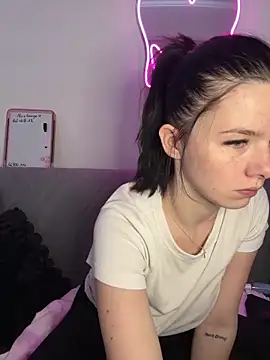 Snapshot of RoxiBlack chatting on March 21, 2026, 8:52 am RoxiBlack online show from March 21, 2026, 8:52 am