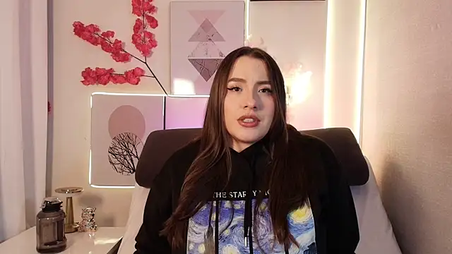 Snapshot of Linaa_morris chatting on May 28, 2026, 10:32 am Linaa morris online show from May 28, 2026, 10:32 am
