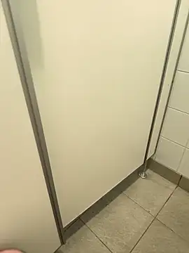 Snapshot of Yolinga205 chatting on February 1, 2026, 11:41 am Yolinga205 online show from February 1, 2026, 11:41 am