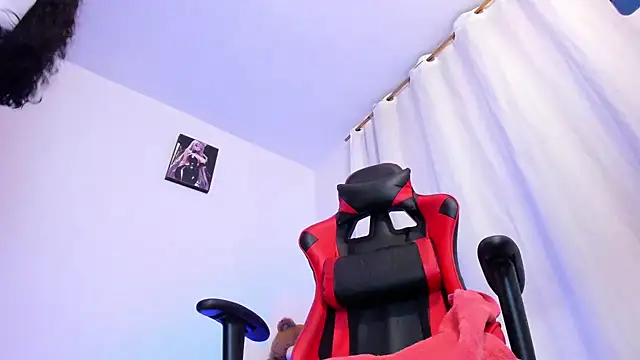 Snapshot of daarklover chatting on February 10, 2025, 4:08 am daarklover online show from February 10, 2025, 4:08 am