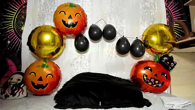 Snapshot of daarklover chatting on October 31, 2025, 10:12 am daarklover online show from October 31, 2025, 10:12 am