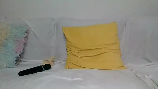 blondyruby online show from November 21, 2025, 8:41 pm