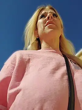 blondyruby online show from February 22, 2026, 12:51 pm