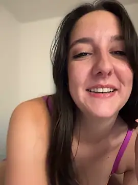 Snapshot of _Juliette chatting on October 1, 2025, 8:13 pm  Juliette online show from October 1, 2025, 8:13 pm