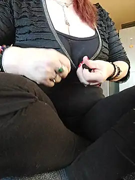 Tinaa Love69 online show from February 25, 2026, 5:51 am