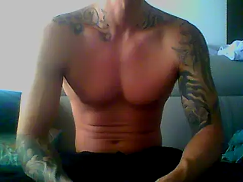 Skater29xx2 online show from February 14, 2025, 3:05 pm