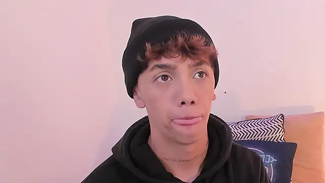 Tomy Rox online show from September 29, 2025, 8:36 pm