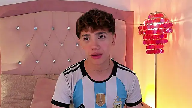 Tomy Rox online show from September 14, 2025, 4:13 am