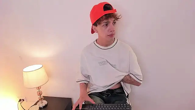 Tomy Rox online show from September 8, 2025, 7:13 pm