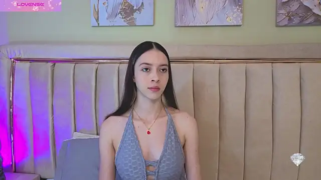 Snapshot of sophiia_grey_1 chatting on November 12, 2025, 8:45 pm sophiia grey 1 online show from November 12, 2025, 8:45 pm