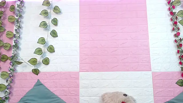 AnyaFloyd69 online show from March 22, 2025, 8:15 pm