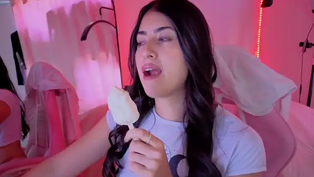 ChanellGV online show from March 15, 2026, 8:27 pm