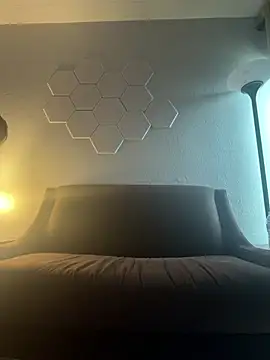 greedybratt online show from April 13, 2026, 7:29 pm