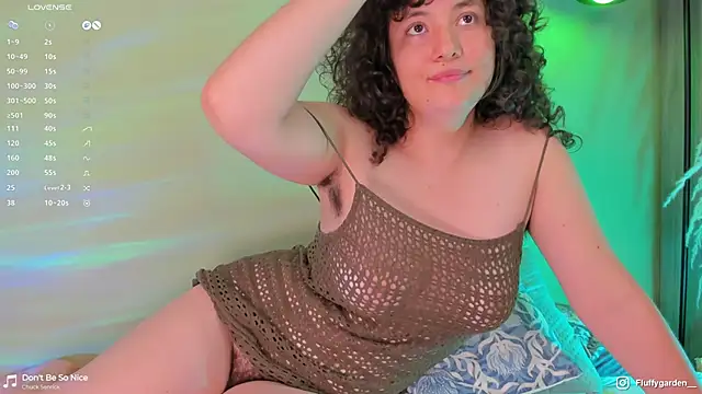 Snapshot of orchide_ chatting on March 14, 2026, 11:33 pm orchide online show from March 14, 2026, 11:33 pm