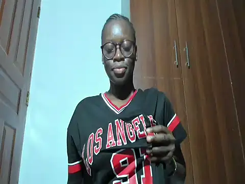 Snapshot of afro_pop chatting on March 5, 2025, 12:05 am afro pop online show from March 5, 2025, 12:05 am