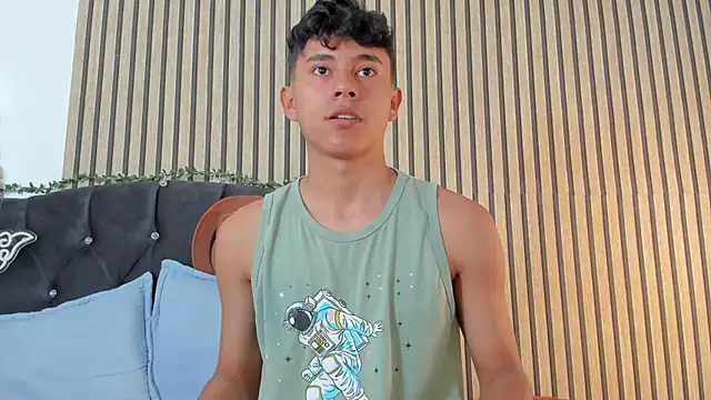 Angel esteban fx online show from February 10, 2026, 4:06 pm